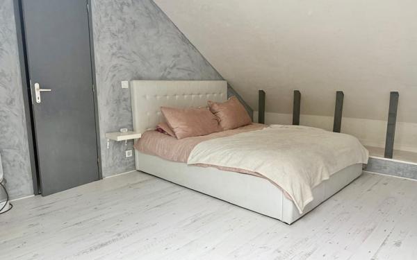 Maison à vendre    9 pièces • 140 m2 Morangis