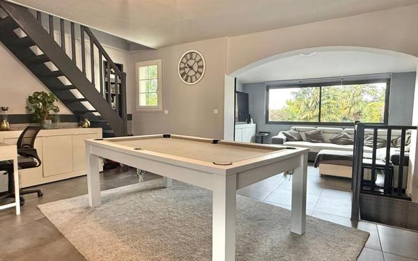 Maison à vendre    9 pièces • 140 m2 Morangis