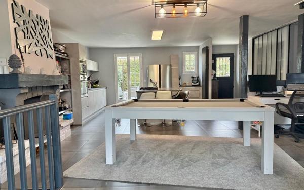 Maison à vendre    9 pièces • 140 m2 Morangis