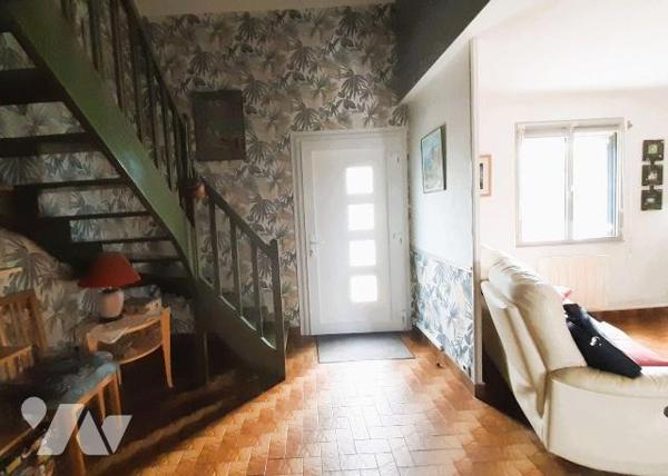 Maison rénovée 5 chambres - Calme & campagne - Noyal-Pontivy (56920)

À seulement quelques mi...