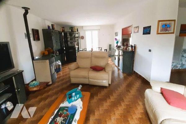 Maison rénovée 5 chambres - Calme & campagne - Noyal-Pontivy (56920)

À seulement quelques mi...