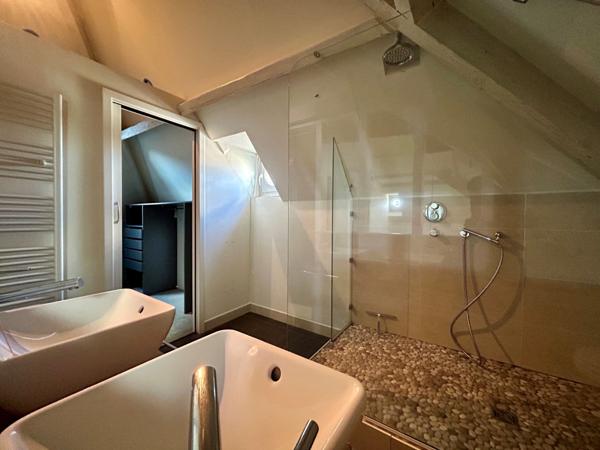 MAISON TYPE 8 - POITIERS Poitiers (86000)