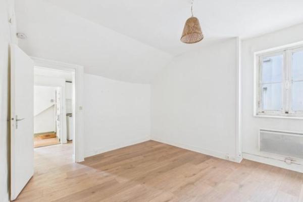 Vente - Appartement 1 pièces 22 m 2 Paris (75006)