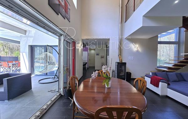 VENTE 25MN NORD DE L’AÉROPORT MAISON CONTEMPORAINE 7 PIÈCES + SOUS-SOL SUR 5000M²