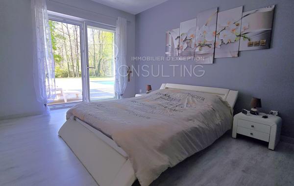 VENTE 25MN NORD DE L’AÉROPORT MAISON CONTEMPORAINE 7 PIÈCES + SOUS-SOL SUR 5000M²