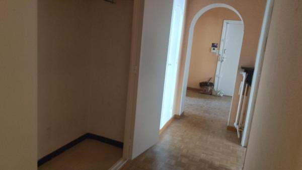 Vente / Appartement T4 à Nîmes (30000)