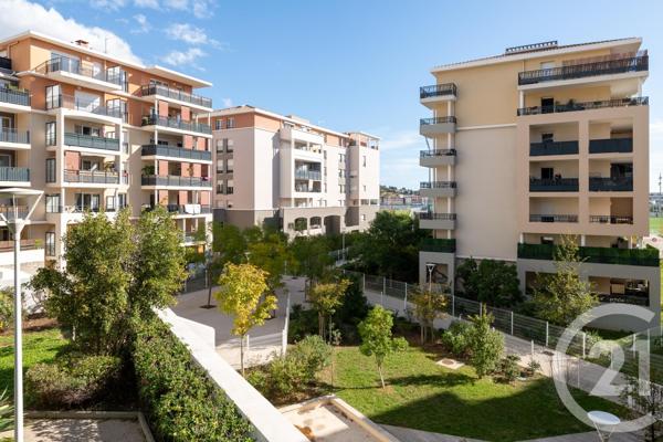 Appartement F2 à vendre  2 pièces - 40,71 m 2   TOULON  - 83