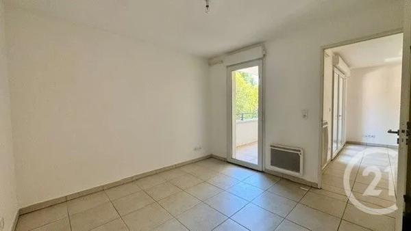 Appartement F2 à vendre  2 pièces - 40,71 m 2   TOULON  - 83
