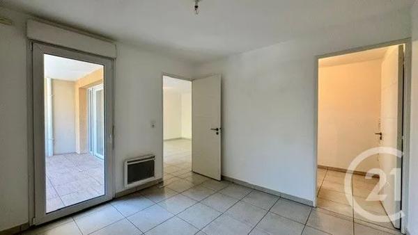 Appartement F2 à vendre  2 pièces - 40,71 m 2   TOULON  - 83