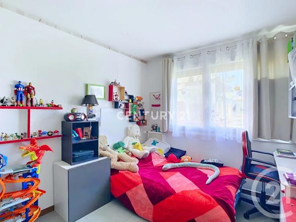 Appartement F4 à vendre  4 pièces - 75,05 m 2   AUBAGNE  - 13