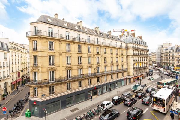 Boutique Paris 9 e - RUE LA FAYETTE / LE PELETIER