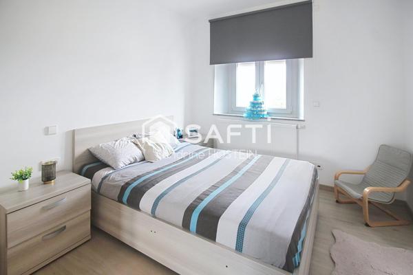 Maison rénovée 105m2 hab avec 3 chambres, garage, terrasse et jardin!