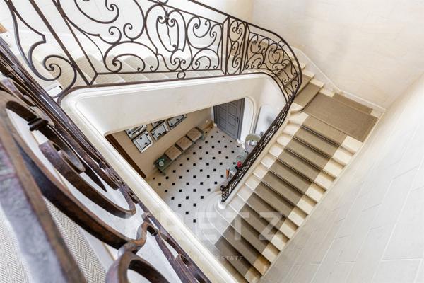 Château avec activité commerciale clé en mains