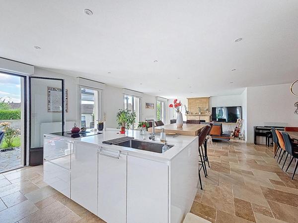 Maison Alencon 10 pièce(s) 260 m2