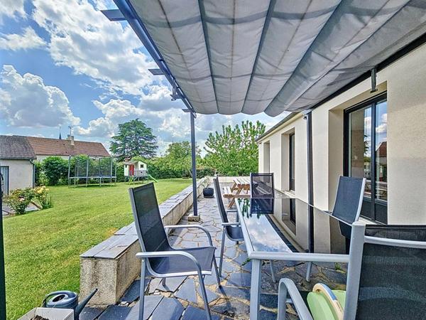 Maison Alencon 10 pièce(s) 260 m2