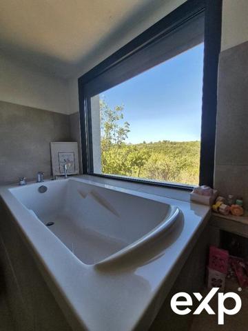 SOMPTUEUSE VILLA RIANS