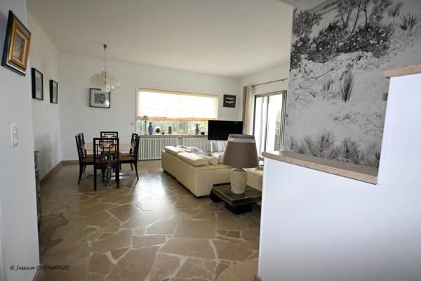 Maison de 5 pièces à vendre à Royan avec confort moderne