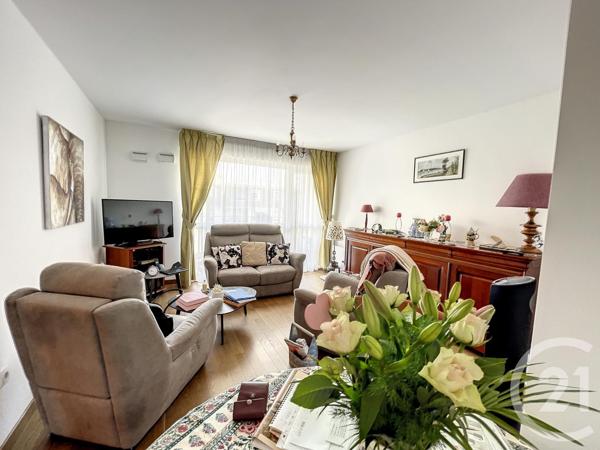 Appartement F3 à vendre  3 pièces - 66,35 m2 NOISY LE GRAND - 93