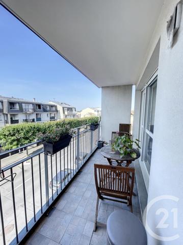 Appartement F3 à vendre  3 pièces - 66,35 m2 NOISY LE GRAND - 93
