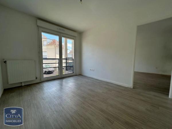 Appartement à louer 2 pièces 41.15m² Montlhéry (91310)