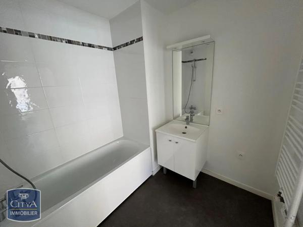 Appartement à louer 2 pièces 41.15m² Montlhéry (91310)