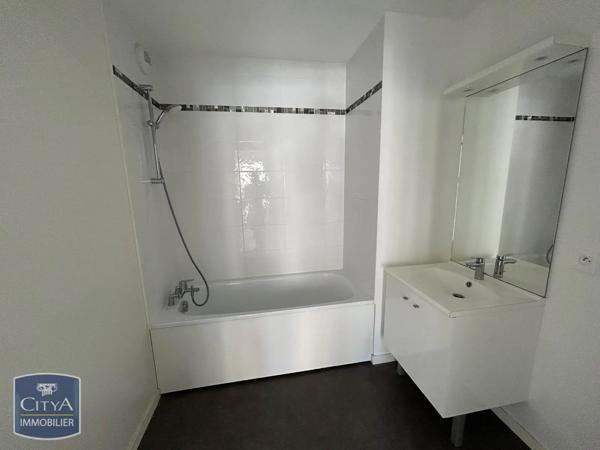 Appartement à louer 2 pièces 41.15m² Montlhéry (91310)