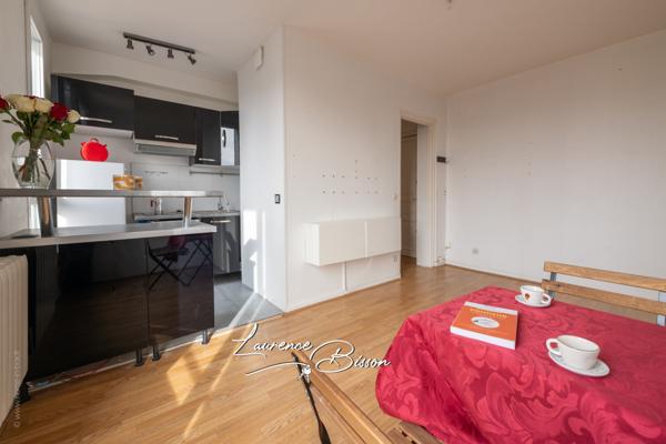 Paris (75012) APPARTEMENT PARIS 12 - DUGOMMIER