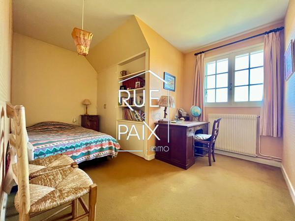 79600 SAINT LOUP LAMAIRE Saint-Loup-Lamaire - 191,51 m2