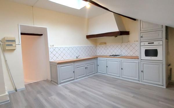 Appartement à louer    3 pièces • 74,22 m2 Montreuil-aux-Lions