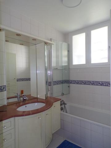 3 pièces dans petite Résidence quartier St Pierre