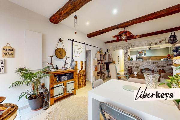 Appartement rénové de 59 m² avec 2 chambres, calme et grande cave à Trans-en-Provence