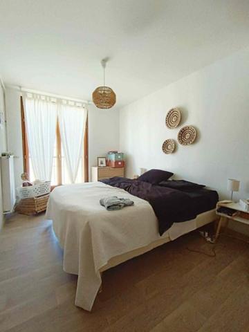 Appartement Istres 4 pièce(s) 90 m2 avec Balcon ET CAVE