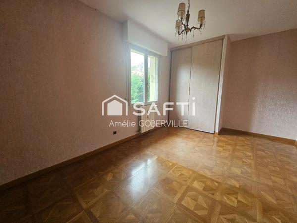 Maison de 157 m² pleine de charme dans un cadre verdoyant et paisible à Léognan - 4 chambres - Grande pièce de vie - Sous sol de plus de  100m²