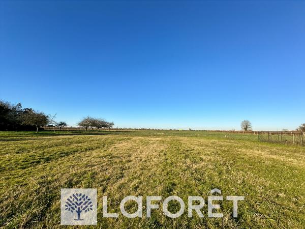 Achat terrain près de GEMOZAC - 1011 m² - 33 000 €