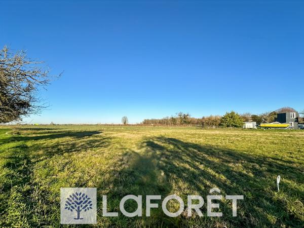 Achat terrain près de GEMOZAC - 1011 m² - 33 000 €