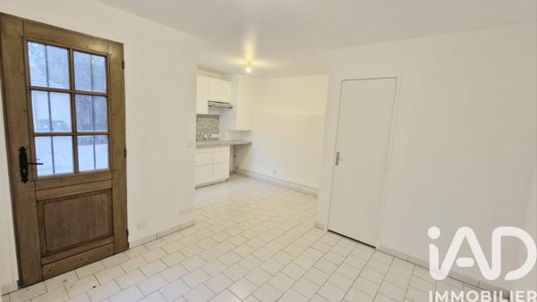 Location appartement 2 pièces 27 m² Fontainebleau