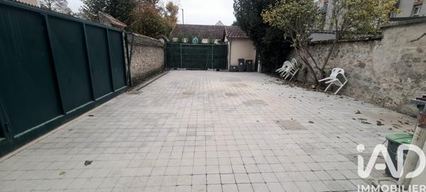 Location appartement 2 pièces 27 m² Fontainebleau