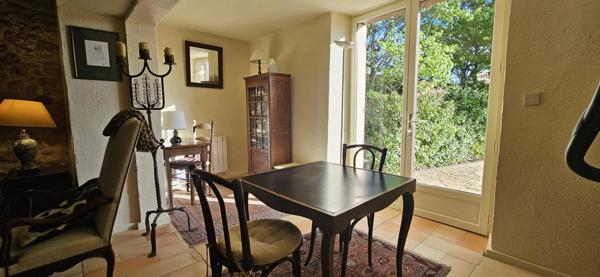 Maison de Caractère 105 m2 habitables avec piscine, terrain clos de 5614m2 Campsegret