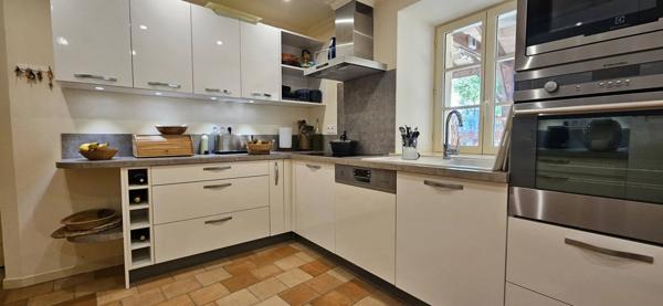 Maison de Caractère 105 m2 habitables avec piscine, terrain clos de 5614m2 Campsegret