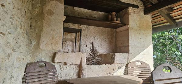 Maison de Caractère 105 m2 habitables avec piscine, terrain clos de 5614m2 Campsegret