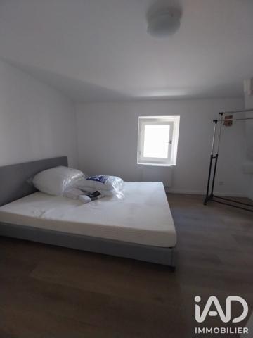 Location appartement 3 pièces 55 m² Montereau-Fault-Yonne