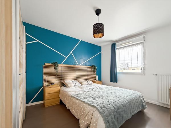 Appartement 2 pièces à louer à Dammarie-les-Lys - Dernier étage avec parking