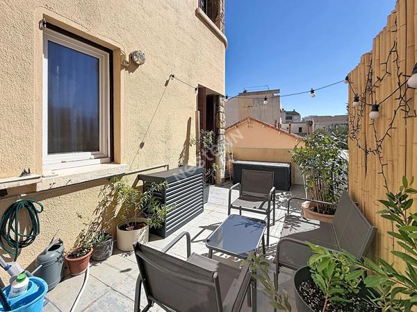 Appartement Toulon de 2 pièce(s de 45.40 m² meublé avec Terrasse vue dégagée Libre
