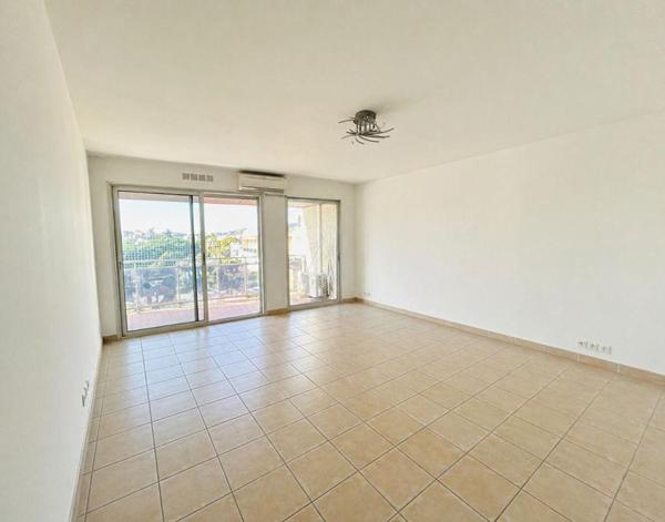 Appartement T2 - Le Lavandou - Centre-ville, à deux pas de la plage
