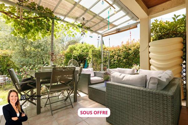 Maison 3 pièces de plain-pied avec jardin, parking et cave
