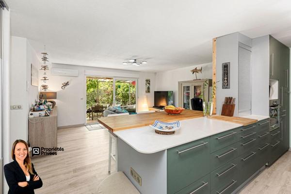 Maison 3 pièces de plain-pied avec jardin, parking et cave