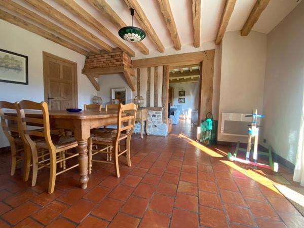 Maison de charme à vendre - Saint Gatien des bois - Garage et charmant jardin