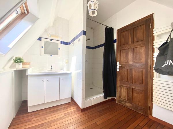 Maison de charme à vendre - Saint Gatien des bois - Garage et charmant jardin