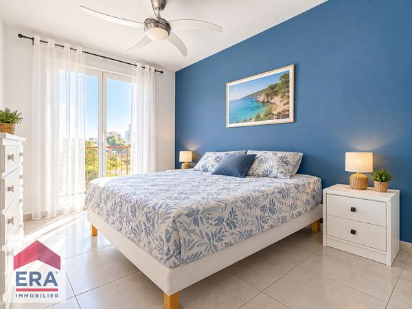 A VENDRE T4 + BALCON + CAVE  13014 MARSEILLE - LE CANET