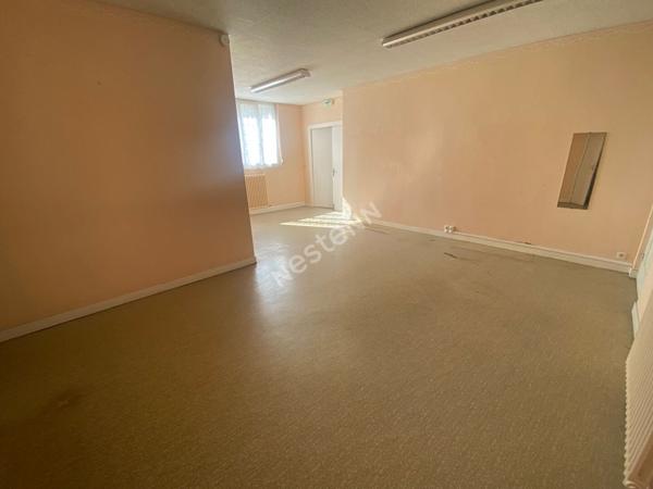 Ensemble immobilier de 320 m² à Loyat (56800)